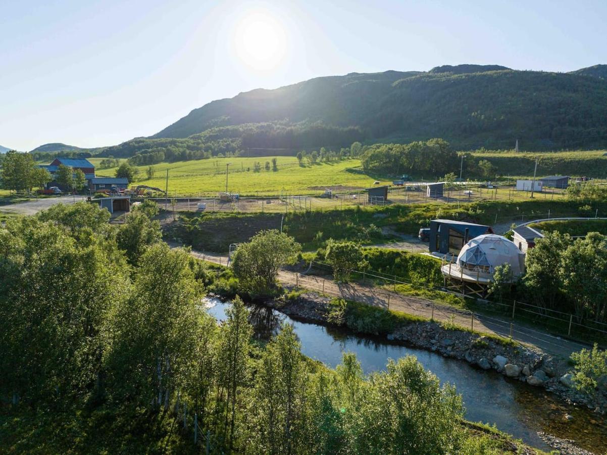 Storjord Farmstay Glamping ترومسو المظهر الخارجي الصورة